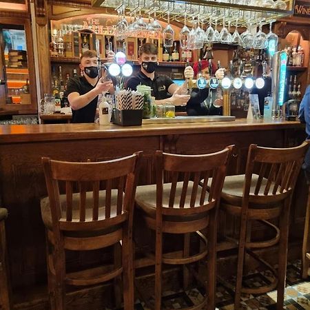 The Canalside B&B At The Auld Shebeen Bar 阿赛 外观 照片